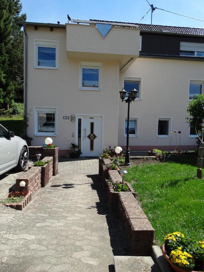 Ferienwohnung Christine Heckendalheim Екстериор снимка